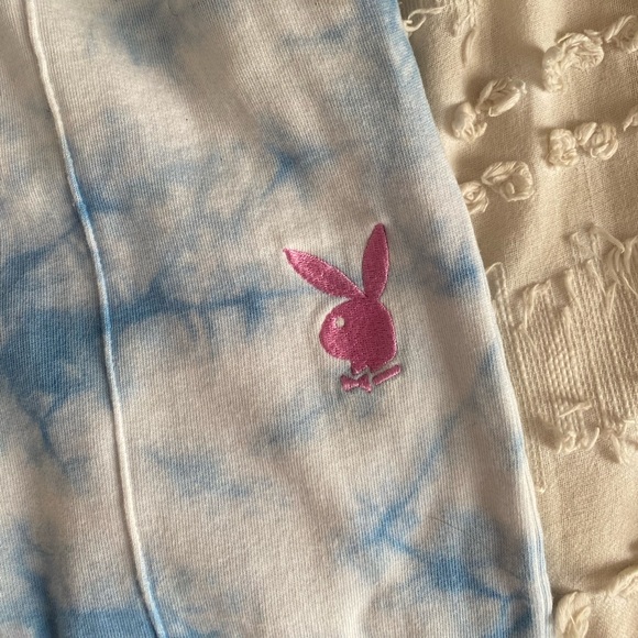 Misguided blue tie dye playboy sweatpants - Picture 4 of 4